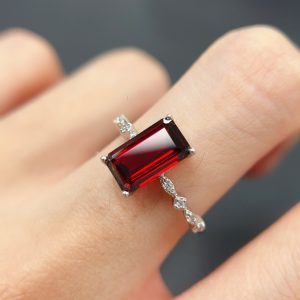 Natural Garnet S925 Silver Ring  Main Stone 6*10mm